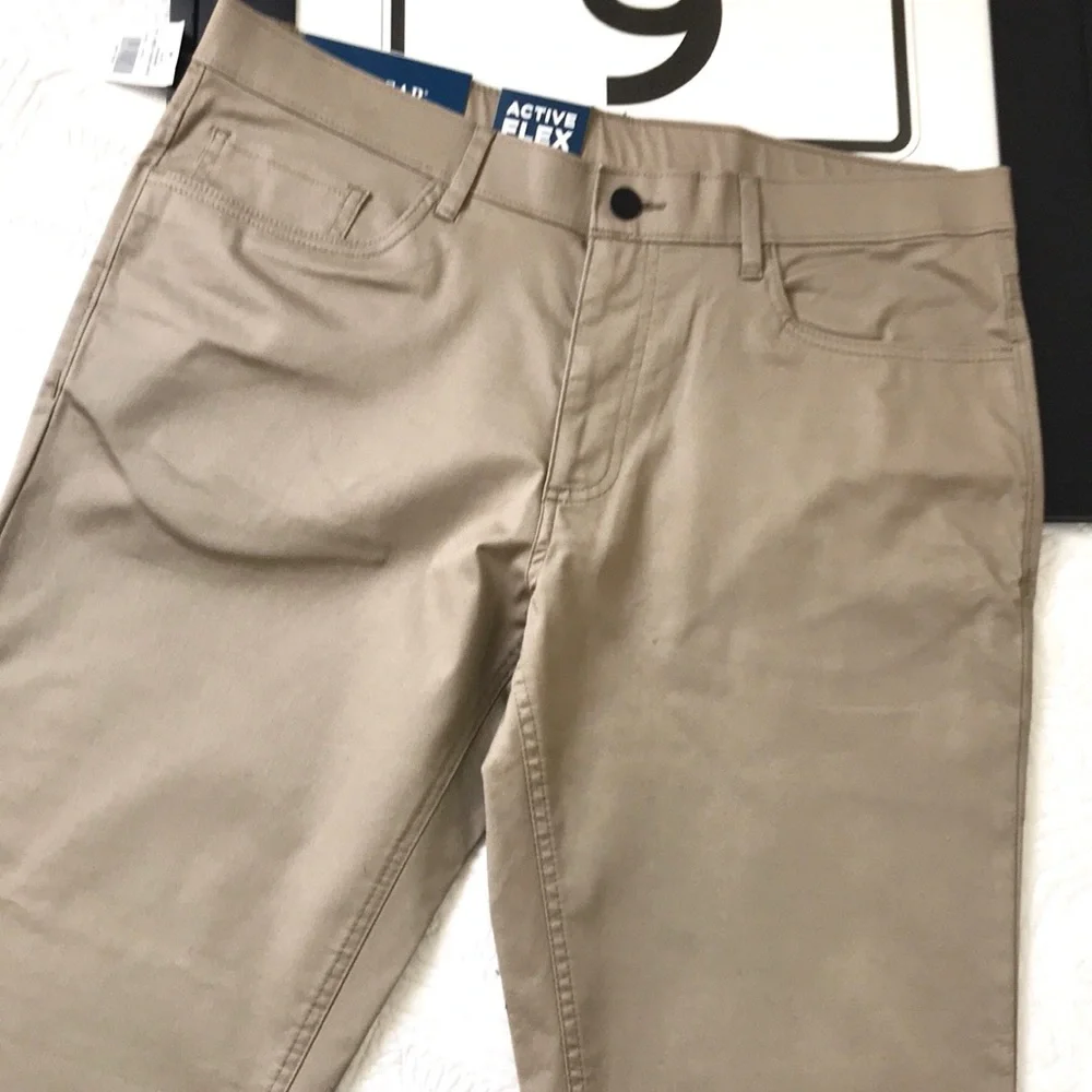 NWT Haggar Active Series Broken Twill Pants